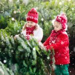27 family Christmas traditions for families of toddlers
